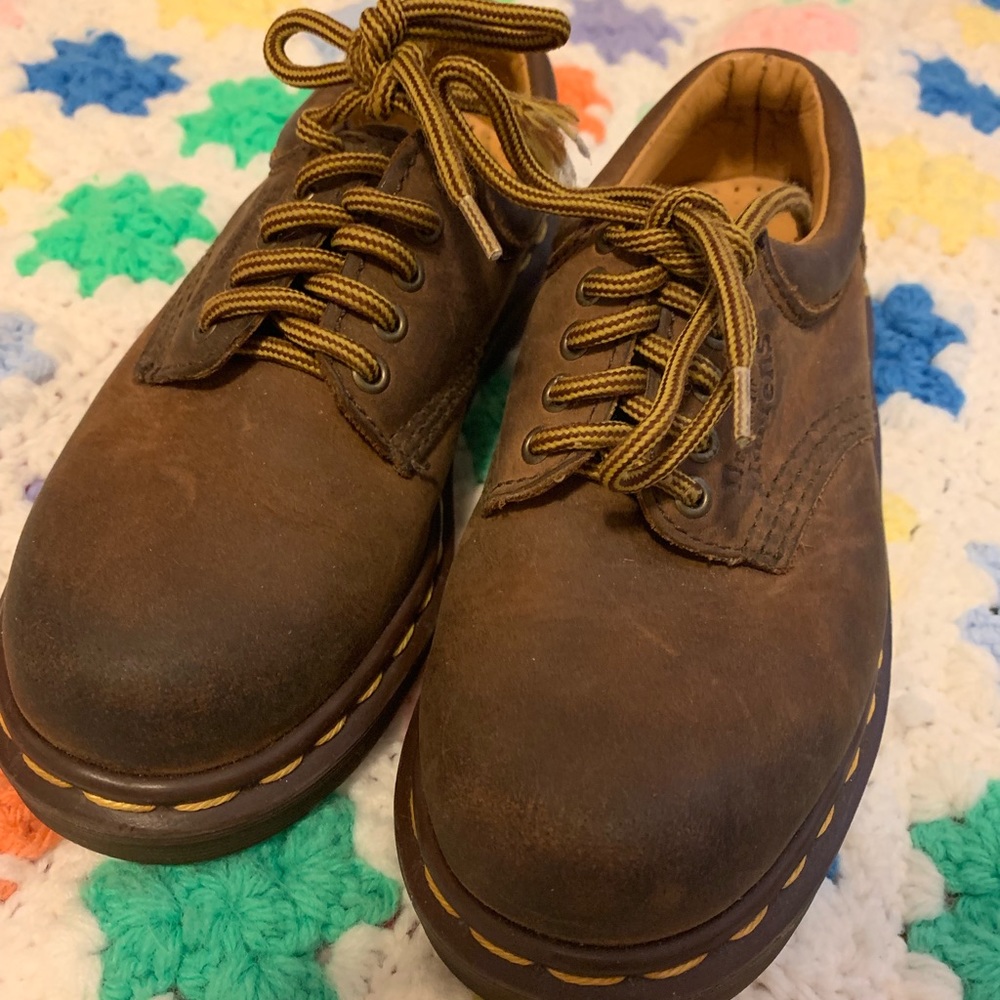 Brown Dr. Martens 🖤